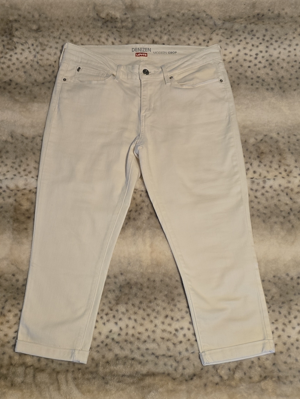 Denizen from Levi's Women's White Modern Crop Jeans